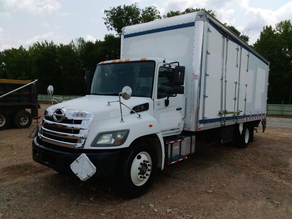 2019 Hino All other VIN 5PVNE8JV0K4S57445 COPART salvage auction — MINOR DENT/SCRATCHES, NC - DEALER ONLY CLEAN TITLE, sold $5,200 on 2026-07-30 (photo 1)