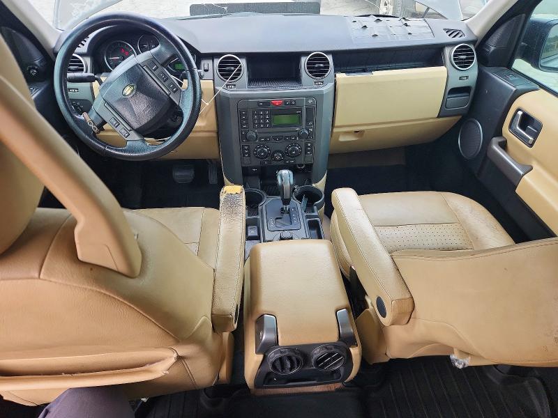 2005 Land rover Lr3 VIN SALAA25465A306882 COPART salvage auction — NORMAL WEAR, CT, sold $400 on 2026-07-21 (photo 8)