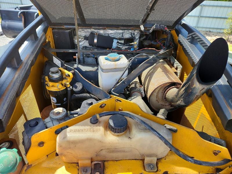 2010 John deere 326d VIN 1T0326DLTA0187350 COPART salvage auction — MINOR DENT/SCRATCHES, FL - BILL OF SALE, sold $3,300 on 2026-07-24 (photo 7)
