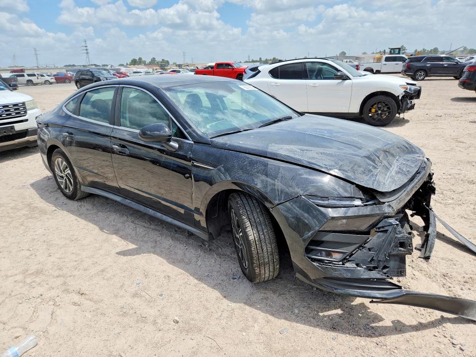 2026 Hyundai Sonata VIN KMHL24JJ6TA157922 COPART salvage auction — FRONT END, FL - CERT OF TITLE SLVG REBUILDABLE, sold $7,100 on 2026-07-31 (photo 4)