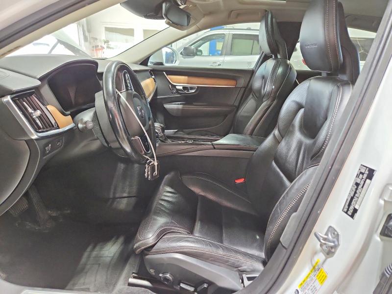 2017 Volvo S90 VIN YV1A22ML6H1008540 COPART salvage auction — MECHANICAL, Mn - Non Public Clean Title, sold $225 on 2026-08-04 (photo 7)