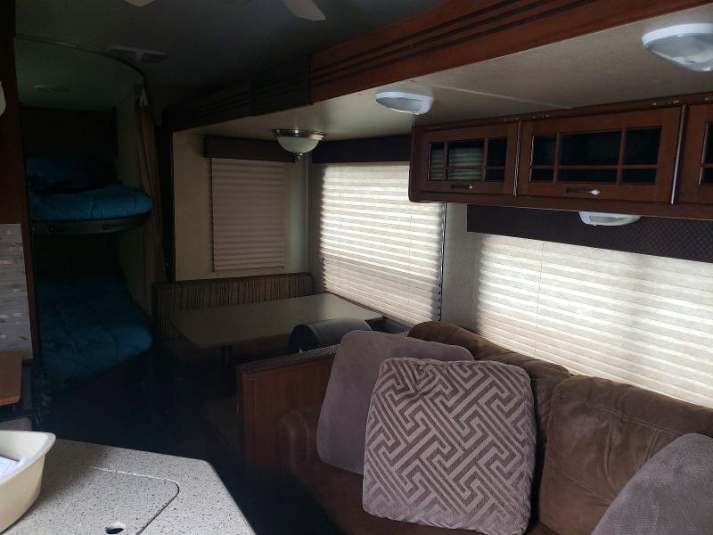 2014 Hartland 5th wheel VIN 5SFSG3224EE269288 COPART salvage auction — NORMAL WEAR, CT, sold $2,750 on 2026-07-14 (photo 9)