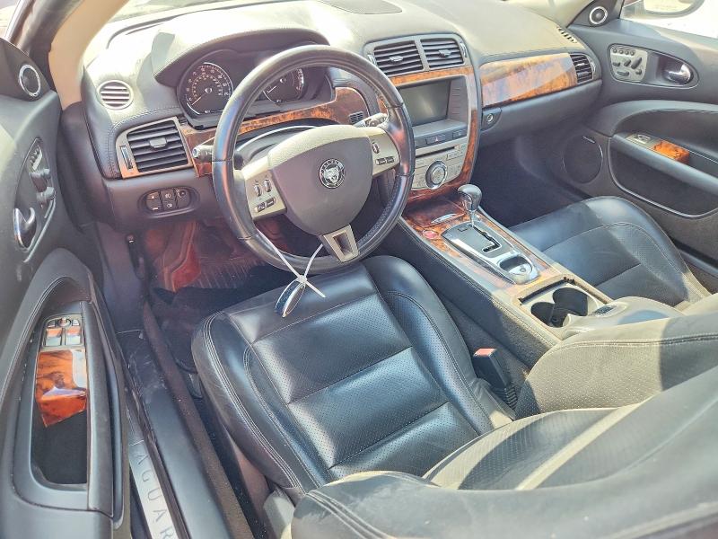 2009 Jaguar Xk VIN SAJWA43B195B29736 COPART salvage auction — MINOR DENT/SCRATCHES, TX - CERTIFICATE OF TITLE, sold $1,950 on 2026-07-31 (photo 8)