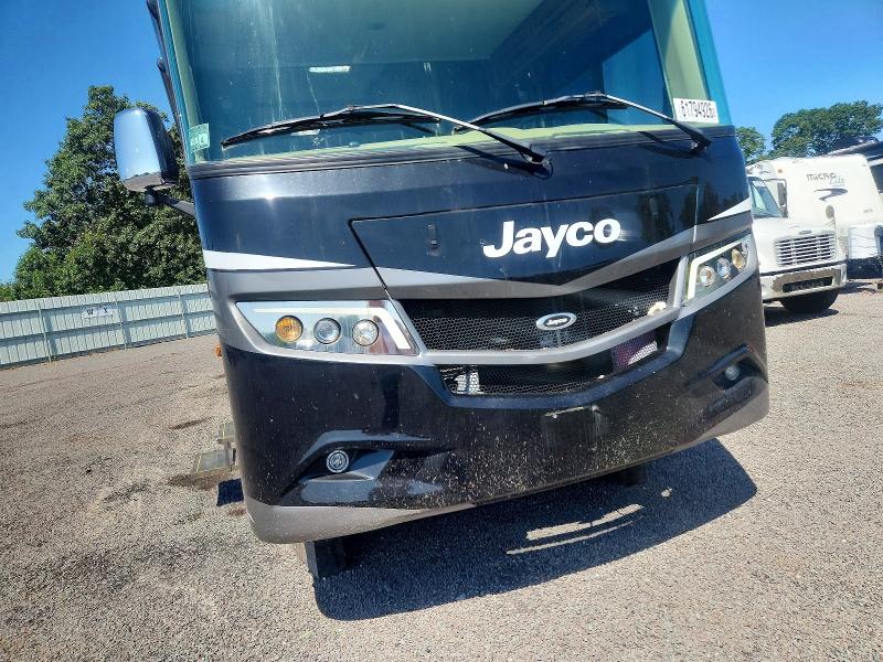 2019 Jayco F53 VIN 1F66F5DY7K0A01920 COPART salvage auction — WATER/FLOOD, CT, sold $18,600 on 2026-08-18 (photo 9)