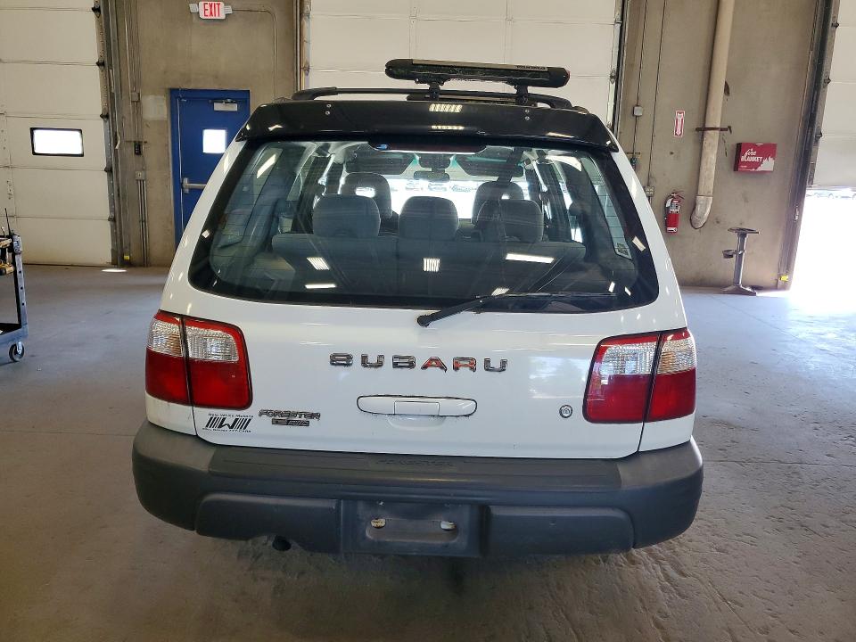 2001 Suba Forester VIN JF1SF63551G764703 COPART salvage auction — MINOR DENT/SCRATCHES, MN - CERTIFICATE OF TITLE, sold $250 on 2026-07-21 (photo 6)