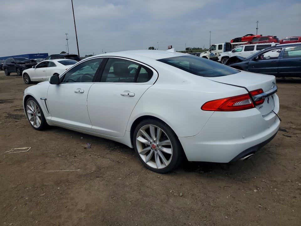 2015 Jaguar Xf VIN SAJWA0F78F8U53919 COPART salvage auction — MINOR DENT/SCRATCHES, MI - CERTIFICATE OF TITLE, sold $700 on 2026-07-31 (photo 2)