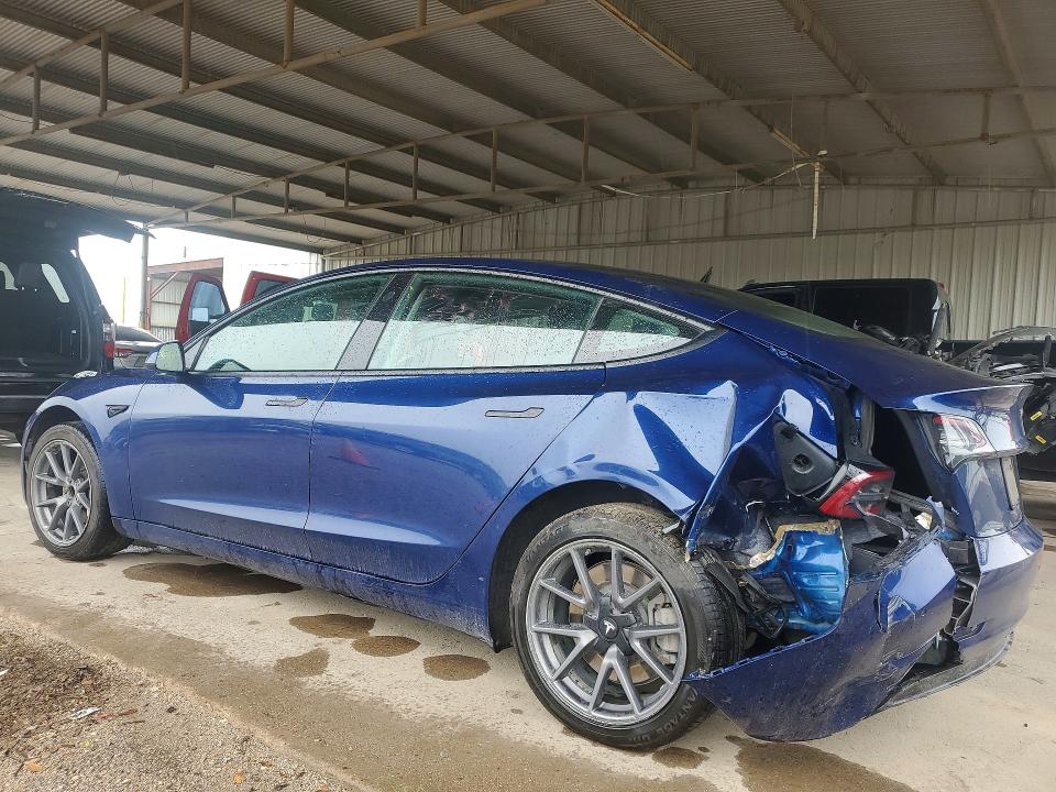 2022 Tesla Model 3 VIN 5YJ3E1EA1NF191197 COPART salvage auction — REAR END, Tx - Certificate Of Title, sold $4,100 on 2026-07-22 (photo 2)