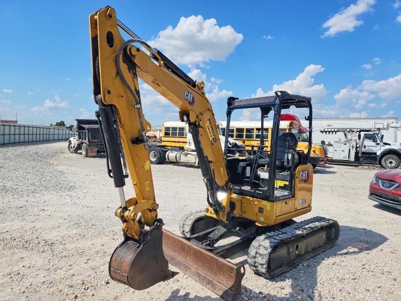 2023 Cat Constructi VIN CAT03035ARE902720 COPART salvage auction — NORMAL WEAR, TX - BILL OF SALE, sold $18,800 on 2026-07-31 (photo 2)