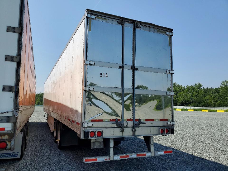 2013 Utility trailer manufacture Trailer VIN 1UYVS2537DM636803 COPART salvage auction — DAMAGE HISTORY, ME - DEALER ONLY CLEAN TITLE, sold $1,600 on 2026-07-30 (photo 2)