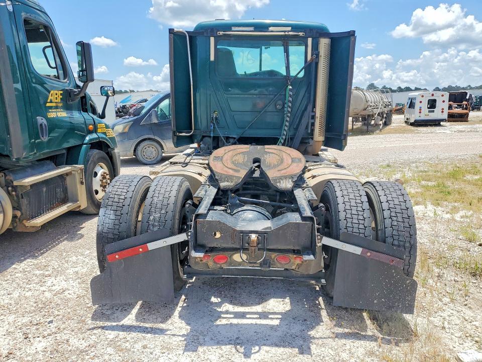 2016 Mack All other VIN 1M1AW01X5GM008550 COPART salvage auction — MINOR DENT/SCRATCHES, CT, sold $900 on 2026-07-31 (photo 6)