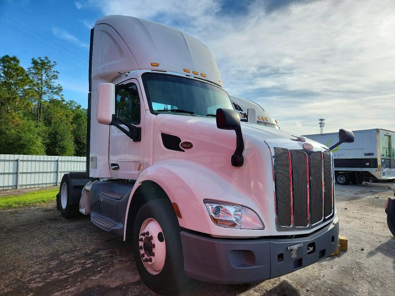 2018 Peterbilt All other VIN 1XPBA48X4JD478137 COPART salvage auction — MINOR DENT/SCRATCHES, CT, sold $7,400 on 2026-07-16 (photo 1)