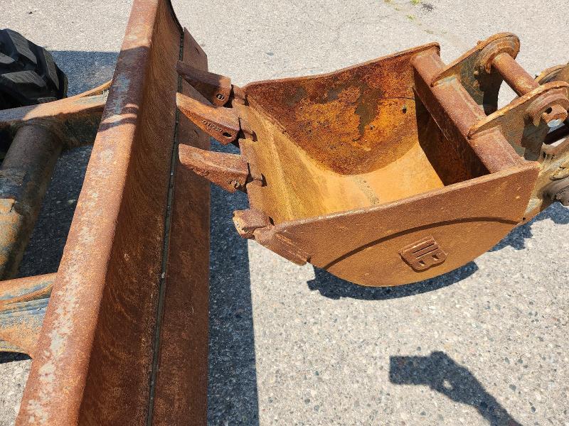 2016 John deere 35g VIN 1FF035GXPGK277071 COPART salvage auction — ALL OVER, MI - BILL OF SALE, sold $12,300 on 2026-07-31 (photo 9)