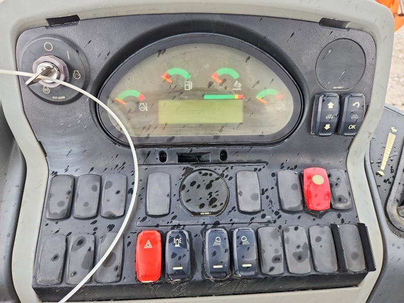 2018 Caterpillar All models VIN CAT0416FHHWB01565 COPART salvage auction — NORMAL WEAR, TX - BILL OF SALE, sold $20,200 on 2026-07-24 (photo 8)