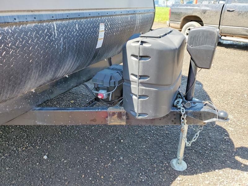2017 Fore - forest river Surveyor VIN 4X4TSVA24H2475505 COPART salvage auction — NORMAL WEAR, BS, sold $6,100 on 2026-07-28 (photo 7)