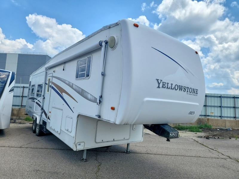 2005 Gulf stream Yellowston VIN 1NL1YFS2551063525 COPART salvage auction — MINOR DENT/SCRATCHES, OH - CERTIFICATE OF TITLE, sold $725 on 2026-07-28 (photo 1)