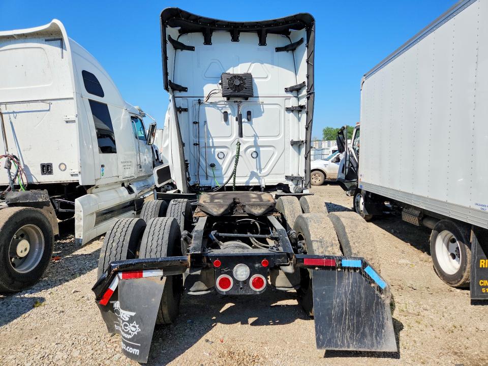 2026 Freightliner All other VIN 3AKJHHDR1TSWP7286 COPART salvage auction — STRIPPED, NE - CERT OF TITLE-SALVAGE, sold $15,200 on 2026-07-23 (photo 6)