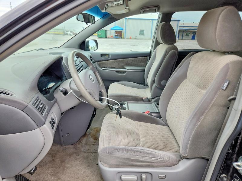 2010 Toyota Sienna VIN 5TDKK4CC9AS337376 COPART salvage auction — FRONT END, Ok - Certificate Of Title, sold $900 on 2026-07-31 (photo 7)