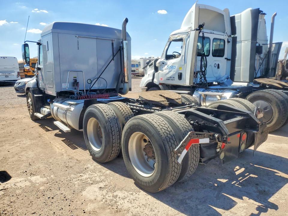 2015 Mack All other VIN 1M1AW09Y8FM043207 COPART salvage auction — MECHANICAL, AZ - CERTIFICATE OF TITLE, sold $575 on 2026-07-29 (photo 2)