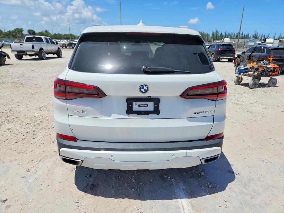 2022 BMW X5 VIN 5UXCR4C00N9K13599 COPART salvage auction — MINOR DENT/SCRATCHES, Fl - Certificate Of Title, sold $24,100 on 2026-08-25 (photo 6)