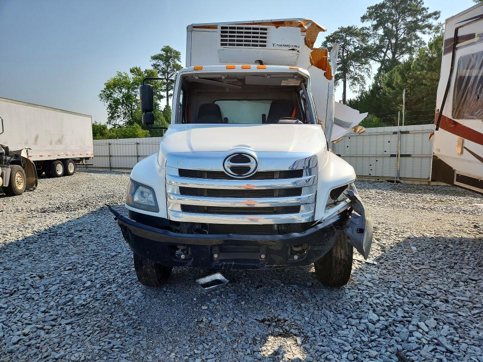 2020 VIN 5PVNJ8JT6L5S60064 COPART salvage auction — ROLLOVER, NC - DEALER ONLY SALVAGE TITLE, sold $3,850 on 2026-07-22 (photo 5)