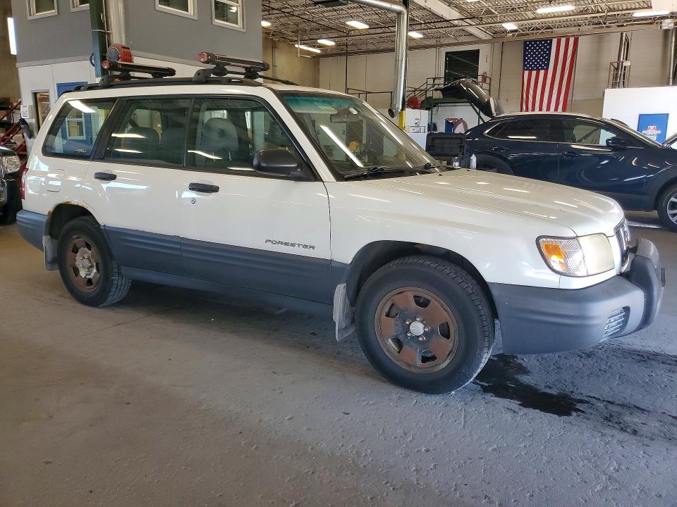 2001 Suba Forester VIN JF1SF63551G764703 COPART salvage auction — MINOR DENT/SCRATCHES, MN - CERTIFICATE OF TITLE, sold $250 on 2026-07-21 (photo 4)
