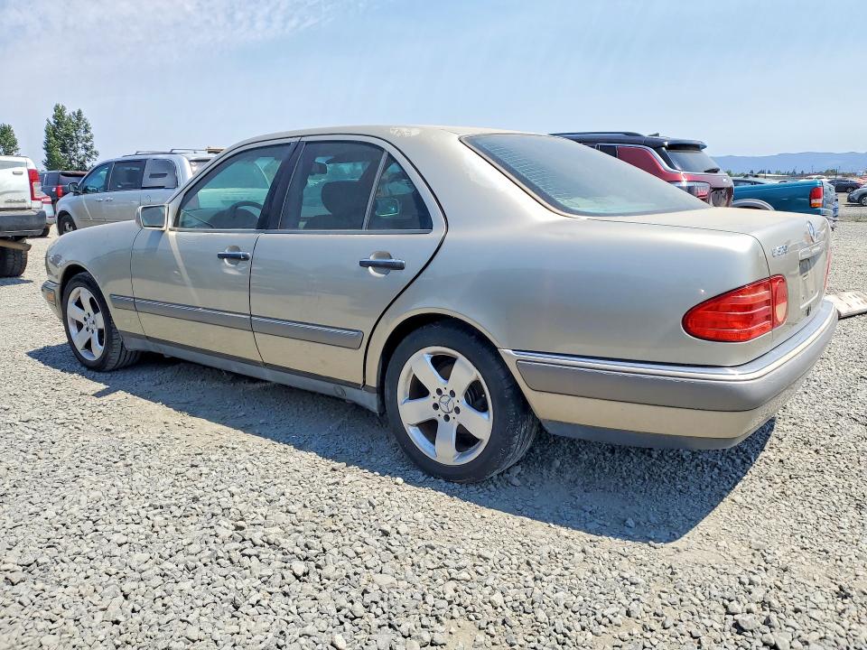 1997 Merz E-class VIN WDBJF55F1VA437048 COPART salvage auction — MECHANICAL, OR - CERTIFICATE OF TITLE, sold $200 on 2026-07-28 (photo 2)