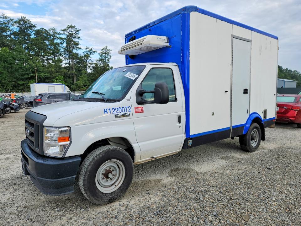 2023 Ford Econoline VIN 1FDWE3FKXPDD14825 COPART salvage auction — MECHANICAL, Ga - Certificate Of Title, sold $11,600 on 2026-08-03 (photo 1)