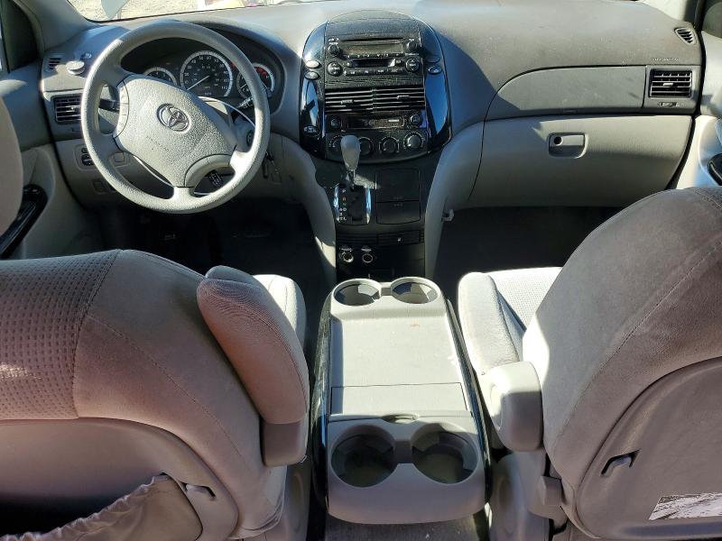 2004 Toyt Sienna VIN 5TDZA23C84S210287 COPART salvage auction — MECHANICAL, CA - DIS/DLR/EXP ONLY CLEAN TITLE, sold $450 on 2026-07-28 (photo 8)