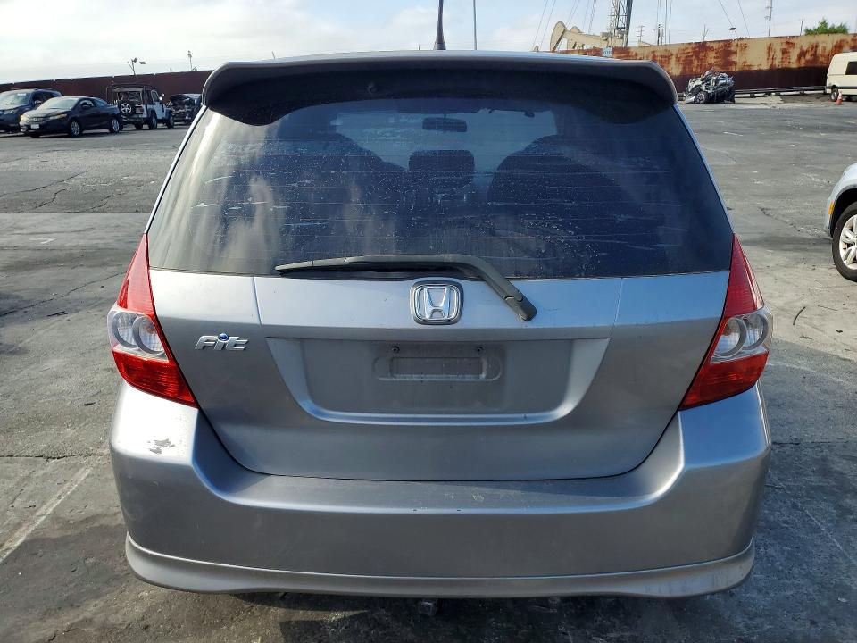 2008 Honda Fit VIN JHMGD38688S069174 COPART salvage auction — FRONT END, CA - DIS/DLR/EXP ONLY CLEAN TITLE, sold $925 on 2026-07-31 (photo 6)