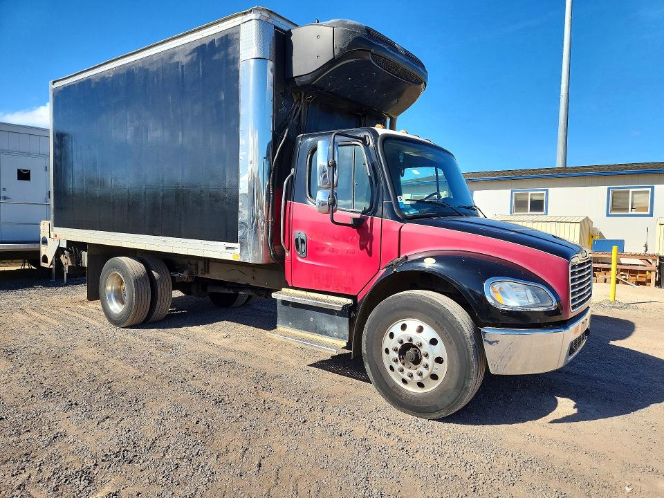 2019 Freightliner All other VIN 1FVACWFD7KHKL9532 COPART salvage auction — MINOR DENT/SCRATCHES, HI - CERTIFICATE OF TITLE, sold $2,650 on 2026-07-27 (photo 4)