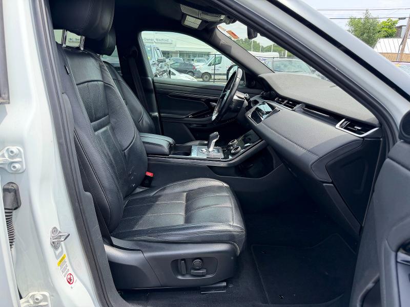 2020 Land rover Rangerover VIN SALZP2FX7LH075196 COPART salvage auction — MINOR DENT/SCRATCHES, RI - CERTIFICATE OF TITLE (P), sold $10,900 on 2026-07-29 (photo 5)