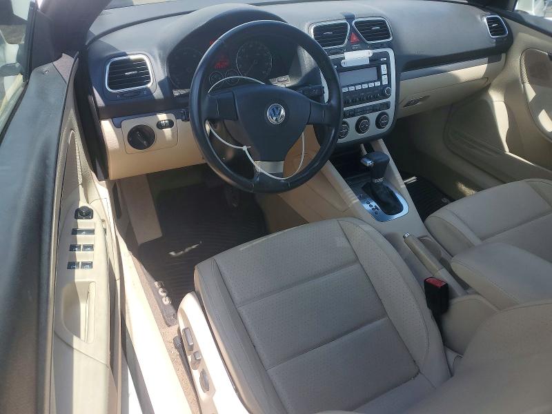 2008 Volkswagen Eos VIN WVWBA71F68V010399 COPART salvage auction — FRONT END, VA - CERT OF TITLE - SALVAGE, sold $575 on 2026-07-29 (photo 8)