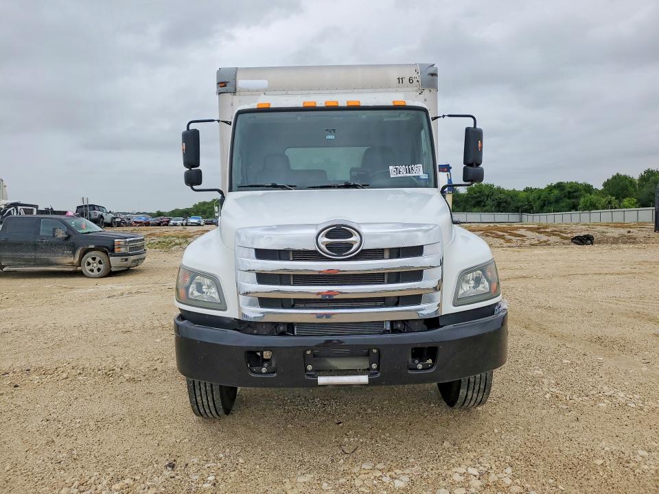 2017 Hino All other VIN 5PVNE8JV7H4S55541 COPART salvage auction — FRONT END, CT, sold $10,600 on 2026-07-28 (photo 5)