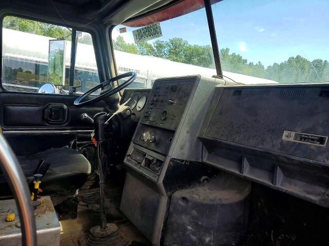 1999 Mack All other VIN 1M2AD09C2XW007508 COPART salvage auction — ROLLOVER, OH - CERT OF TITLE-SALVAGE (P), sold $2,600 on 2026-07-28 (photo 7)