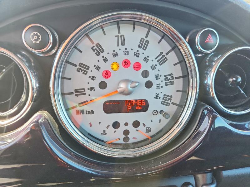 2006 Mini Cooper VIN WMWRC33526TK17402 COPART salvage auction — FRONT END, Ca - Salvage Certificate, sold $150 on 2026-08-04 (photo 9)