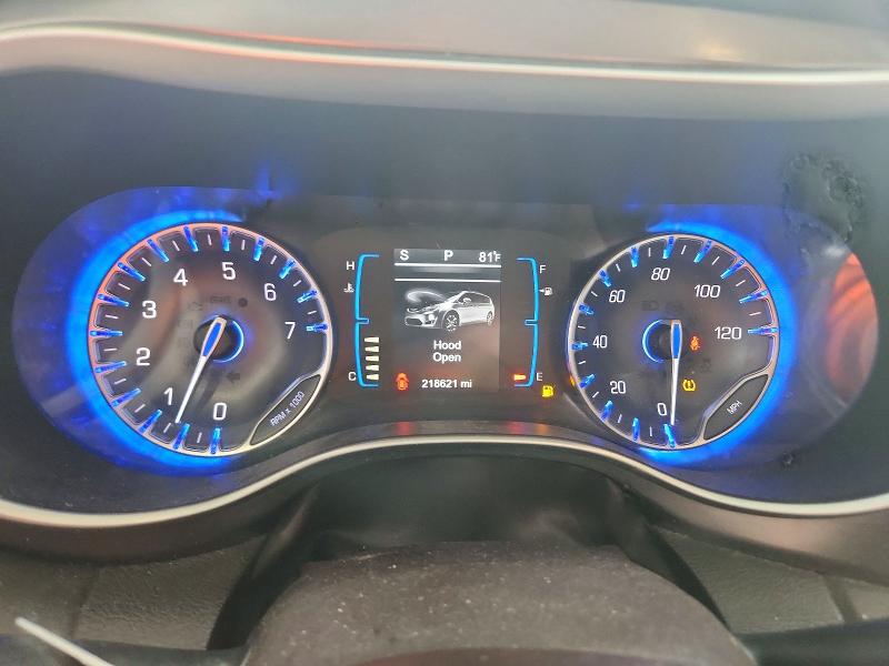 2017 Chrysler Pacifica VIN 2C4RC1BG9HR730392 COPART salvage auction — NORMAL WEAR, NJ - CERTIFICATE OF TITLE, sold $2,850 on 2026-09-02 (photo 9)