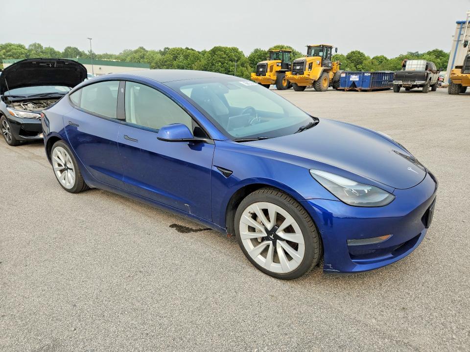 2022 Tesla Model 3 VIN 5YJ3E1EA0NF290318 COPART salvage auction — UNDERCARRIAGE, Fl - Certificate Of Title, sold $4,400 on 2026-07-22 (photo 4)