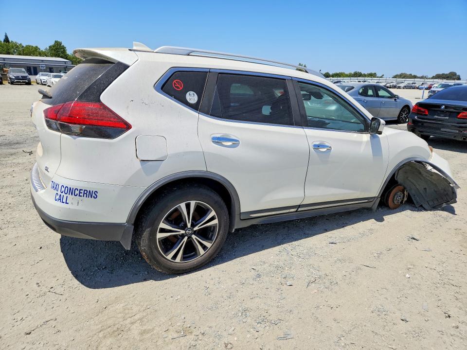 2017 Nissan Rogue VIN JN8AT2MT3HW152931 COPART salvage auction — FRONT END, DV, sold $650 on 2026-07-16 (photo 3)