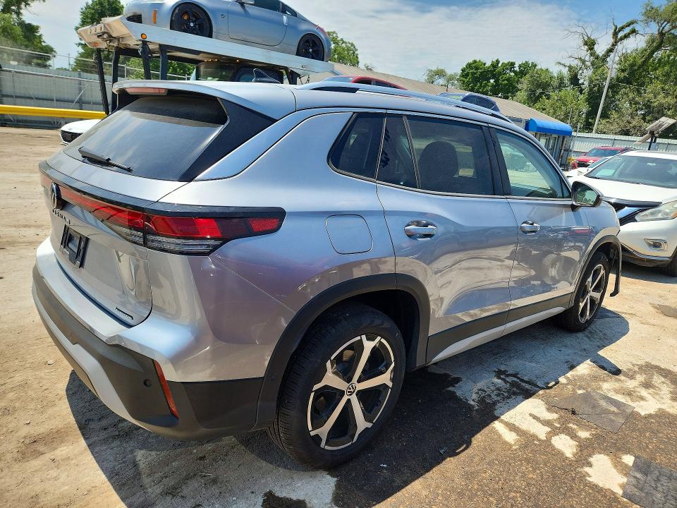 2026 Volkswagen Tiguan VIN 3VVER7RM4TM007661 COPART salvage auction — FRONT END, KS - CERTIFICATE OF TITLE, sold $15,600 on 2026-08-19 (photo 3)