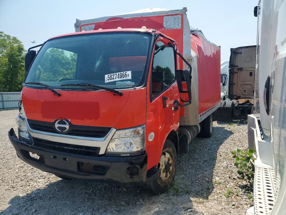 2018 Hino All other VIN JHHSDM2H7JK006422 COPART salvage auction — ALL OVER, MO - CERTIFICATE OF TITLE (P), sold $1,050 on 2026-08-03 (photo 1)