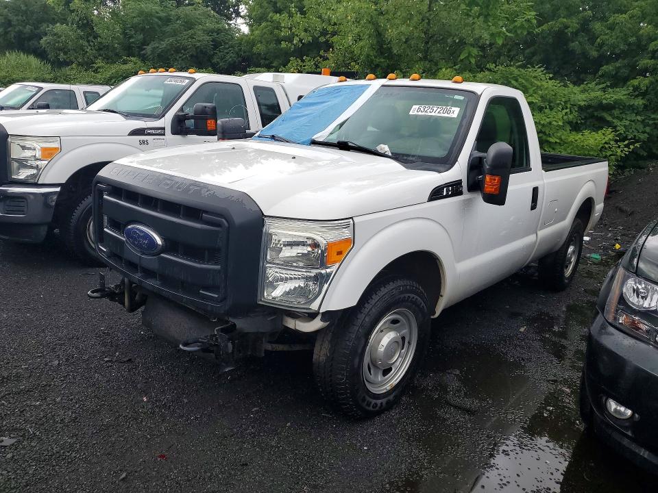 2015 Ford F-250 super duty VIN 1FTBF2A61FEA70446 — COPART salvage auction photo