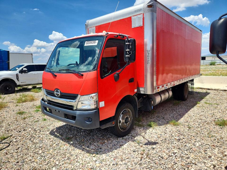 2017 Hino All other VIN JHHSDM2H8HK005998 COPART salvage auction — MINOR DENT/SCRATCHES, AZ - CERTIFICATE OF TITLE (P), sold $1,550 on 2026-07-27 (photo 1)
