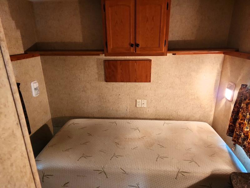 2011 Heartland rvs North coun VIN 5SFEB3424BE235503 COPART salvage auction — NORMAL WEAR, TX - CERTIFICATE OF TITLE, sold $100 on 2026-07-21 (photo 7)