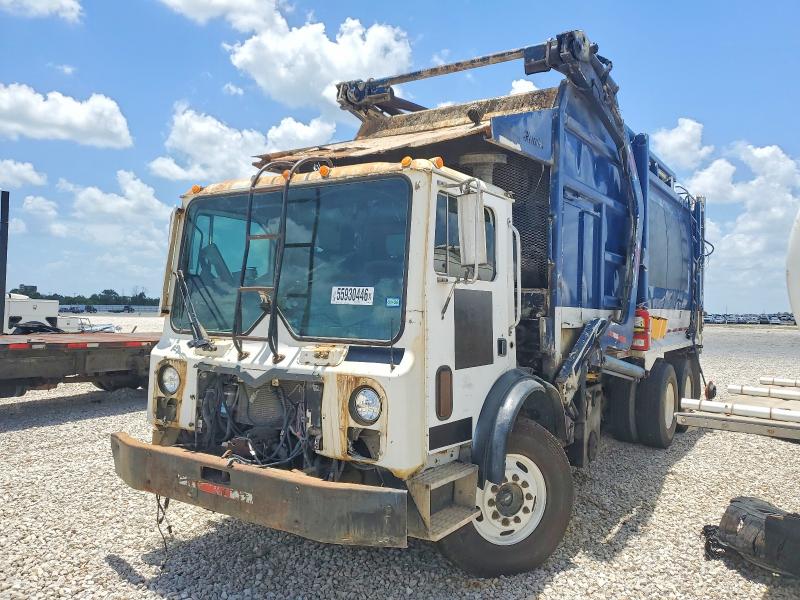 2011 Mack All other VIN 1M2AV02C0BM006563 COPART salvage auction — SIDE, CD, sold $1,300 on 2026-07-09 (photo 2)