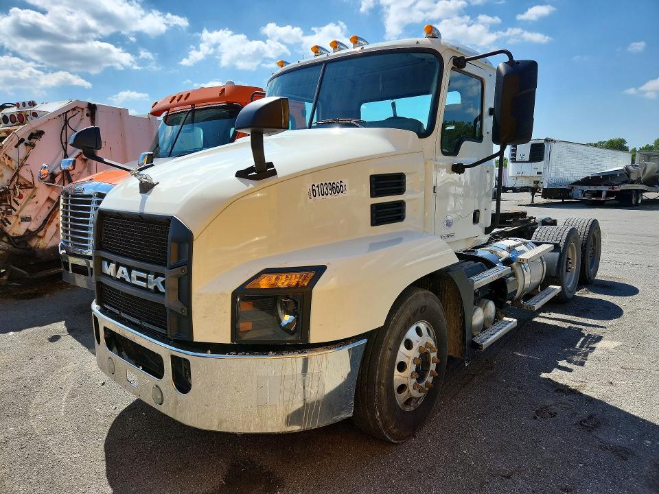 2022 Mack All other VIN 1M1AN3GY7NM028283 COPART salvage auction — SIDE, CT, sold $7,700 on 2026-07-21 (photo 1)