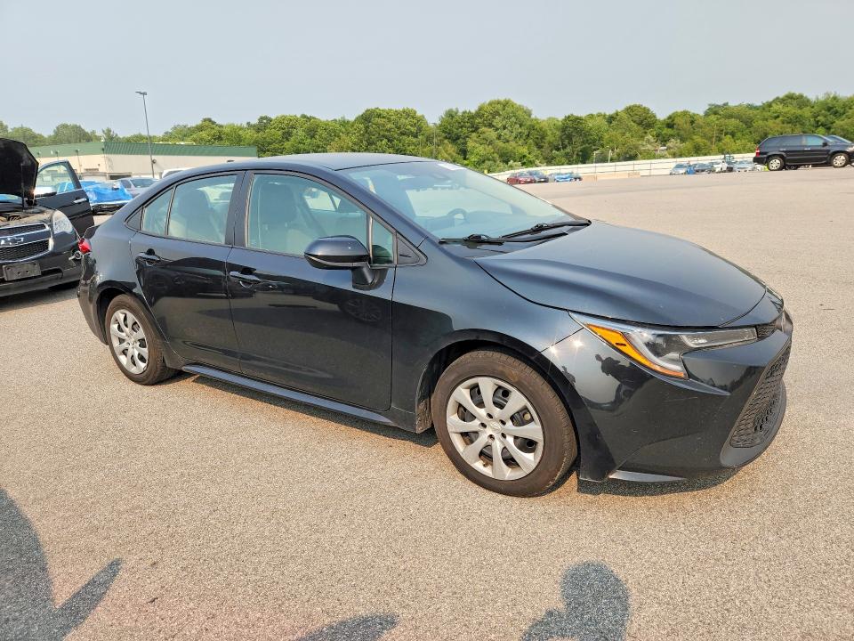 2022 Toyota Corolla VIN 5YFEPMAE8NP376901 COPART salvage auction — ALL OVER, Fl - Certificate Of Title, sold $3,800 on 2026-07-22 (photo 4)