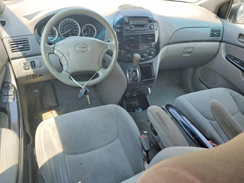 2004 Toyota Sienna VIN 5TDZA23C14S101671 COPART salvage auction — MINOR DENT/SCRATCHES, Il - Certificate Of Title, sold $775 on 2026-07-31 (photo 8)