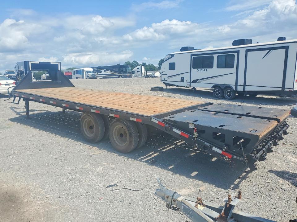 2025 Hillcrest Unknown VIN 7X8GF2529SS002198 COPART salvage auction — MINOR DENT/SCRATCHES, CT, sold $700 on 2026-07-30 (photo 2)