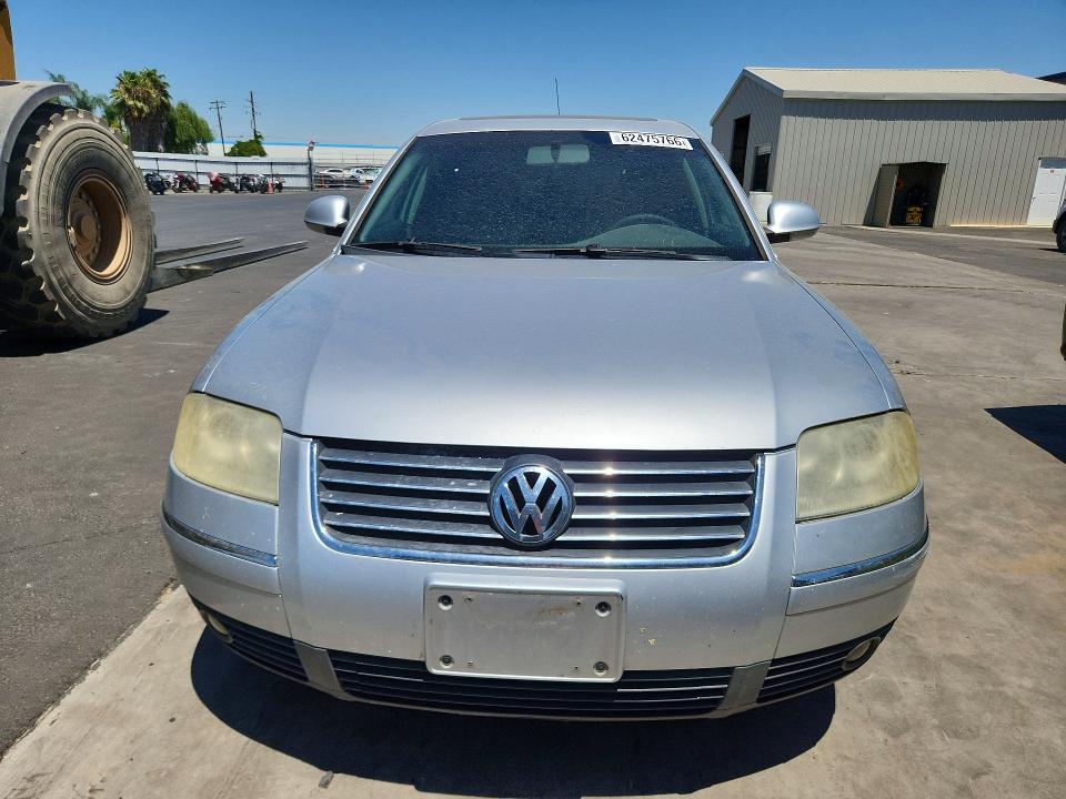 2004 Volkswagen Passat VIN WVWPD63B84P197211 COPART salvage auction — ENGINE BURN, SC, sold $70 on 2026-08-03 (photo 5)