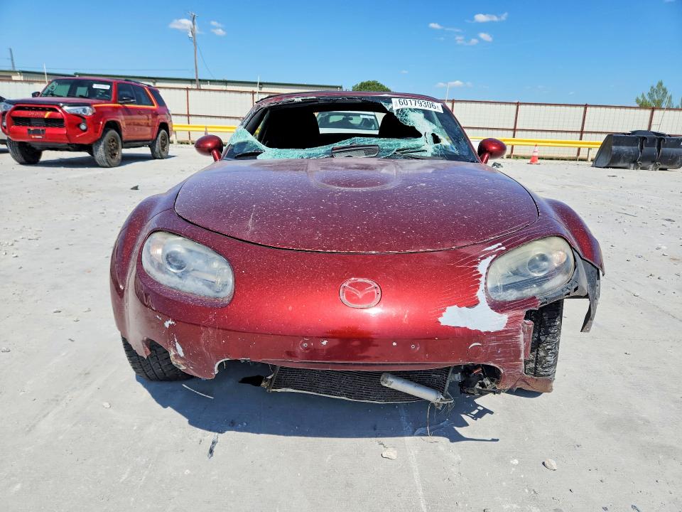 2006 Mazda Mx5 VIN JM1NC25F560100450 COPART salvage auction — FRONT END, TX - SALVAGE VEHICLE TITLE (P), sold $175 on 2026-07-31 (photo 5)